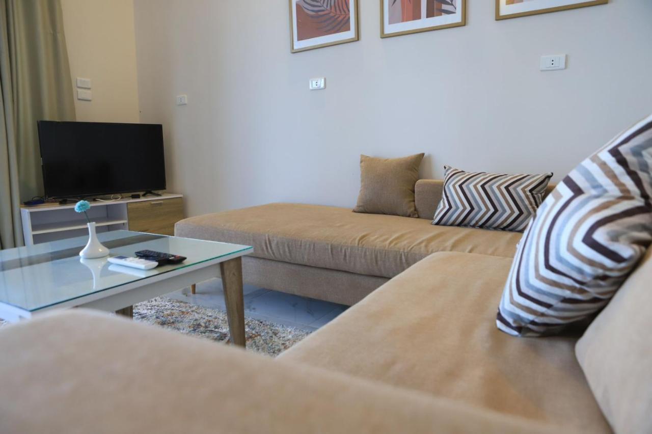Royal Nile Villas - Pool View Apartment 2 룩소르 외부 사진
