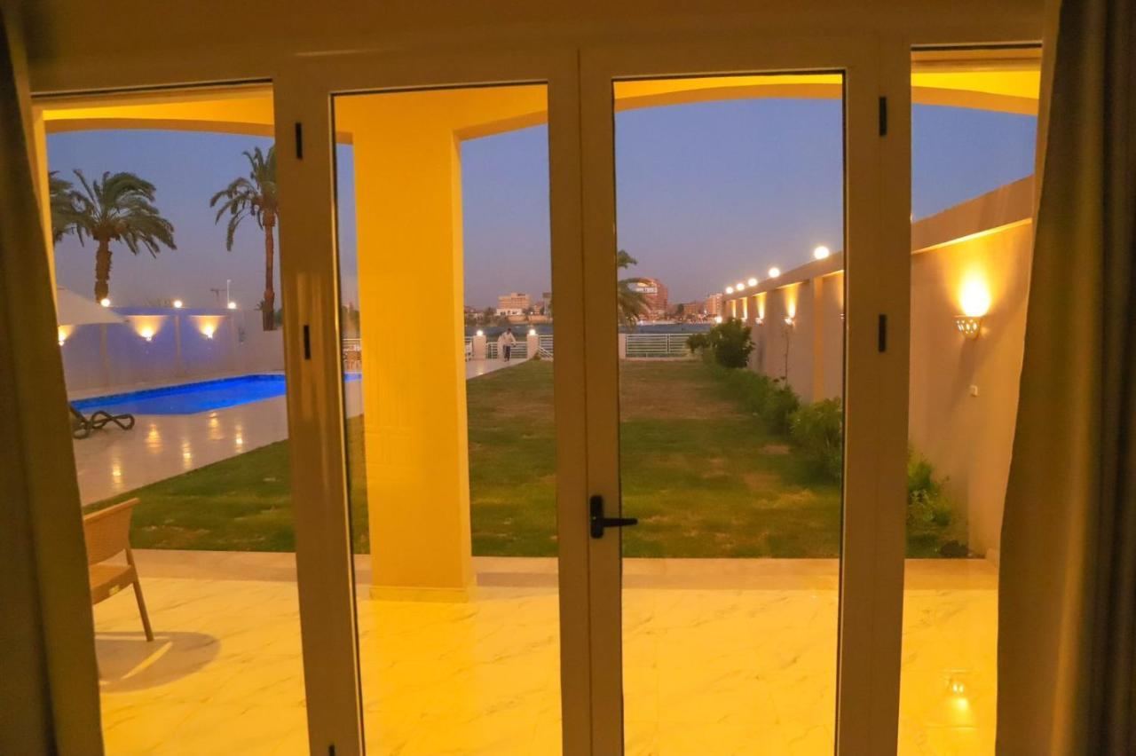 Royal Nile Villas - Pool View Apartment 2 룩소르 외부 사진