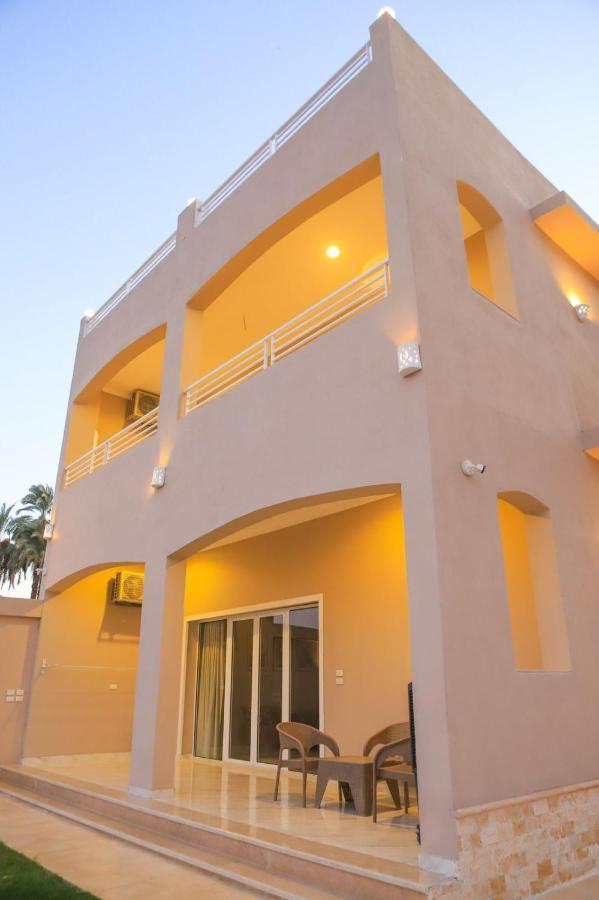 Royal Nile Villas - Pool View Apartment 2 룩소르 외부 사진
